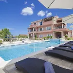 House * Grebaštica