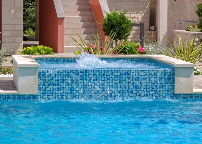 House Апартаменты Гребастика